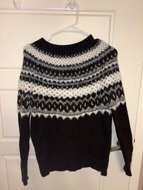 Talbots Black and White Patterned Knit Winter Ski Sweater